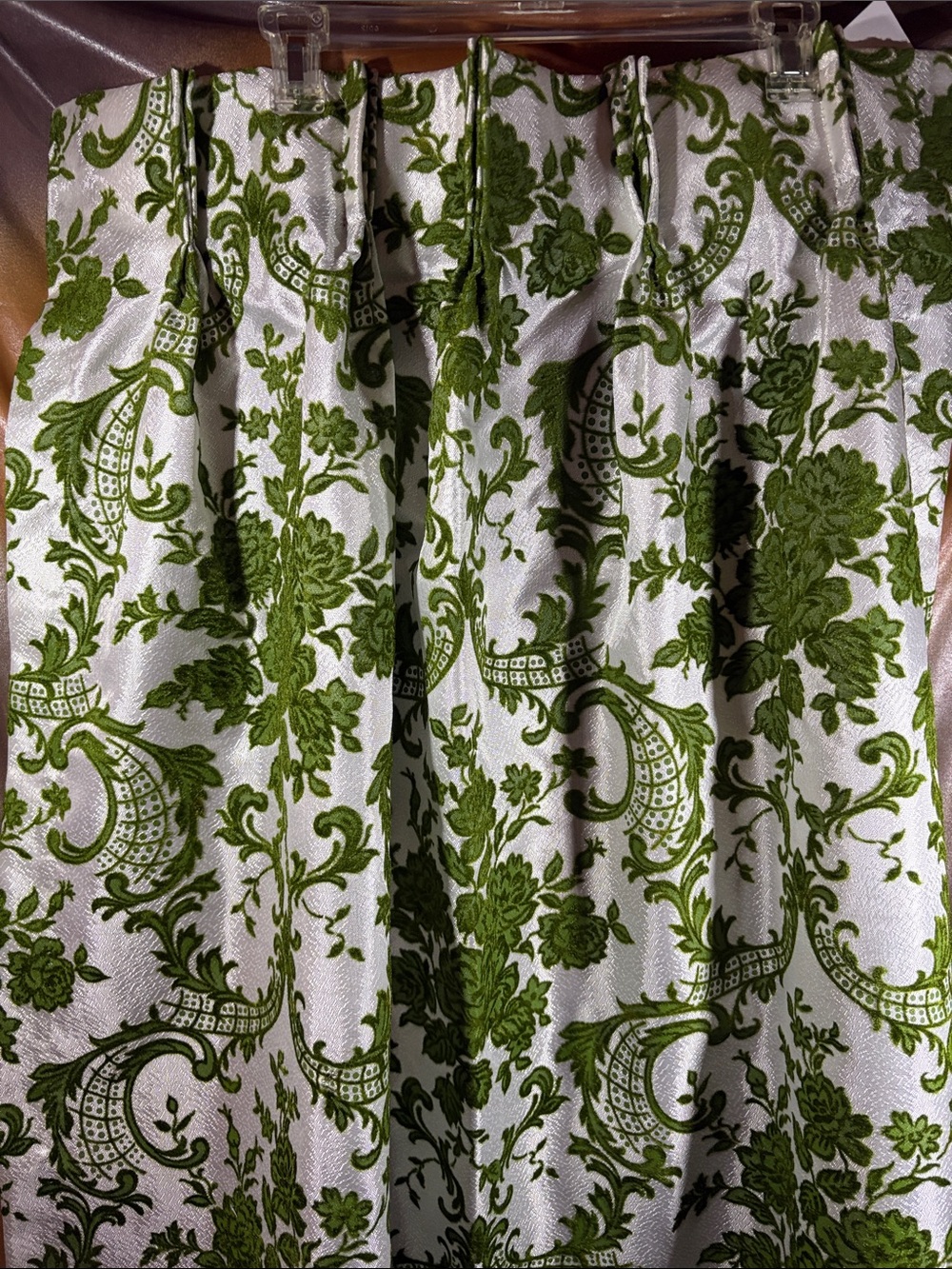 4 vintage drapery flocked Brand New Green Floral Damask Curtain‎ Panels 411